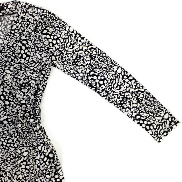 Banana Republic Factory Black White V-Neck Long Sleeve Wrap Dress Women XSP - Picture 5 of 14